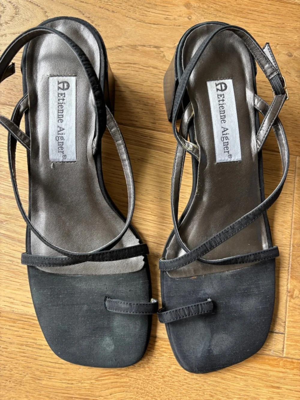 Y2k vintage Etienne Aigner block sanal heels womens 8.5 - Picture 2 of 4